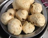 Foto langkah ke 5 dari resep Bakso Udang Goreng.