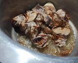 A picture of step 1 of Chicken nihari.