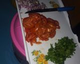 A picture of step 1 of Pizza sauce.