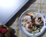 A picture of step 6 of Dahi bhallay.