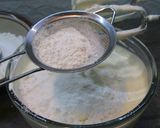 Foto langkah ke 4 dari resep Bolu Jeruk Nutrijell.