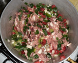 Foto del paso 1 de la receta: Relleno y salsa para canelones de acelga (parte 2)