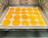 Foto del paso 6 de la receta: Naranjas confitadas al aroma de azahar