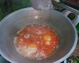 Foto langkah ke 3 dari resep Mie Tek Tek Pedas Manis (Simple).