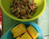 Foto langkah ke 1 dari resep Tahu Kerang Balado.