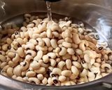 A picture of step 1 of Black eyed curry(Panjabi style).