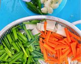 Gambar langkah 1 resipi 👩🍳Taugeh Goreng Kucai.