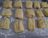 Foto langkah ke 5 dari resep Kue Bantal (Eggless).