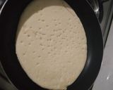 A picture of step 1 of Veg cheese pizza.