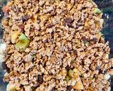 Une image de l'étape 2 de Crumble rhubarbe pommes au granola.