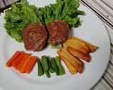 Foto langkah ke 3 dari resep Chicken Patty with Mushroom Sauce.
