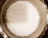 A picture of step 1 of Sabudana khichdi.