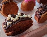 Foto langkah ke 7 dari resep Cromboloni pastry korsvet.