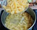 Foto langkah ke 1 dari resep Cream Soup Makaroni / Fusili Shitake Mushroom Bolognese Cheese.