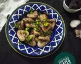 A picture of step 6 of Garlicky Stir Fried Water Chestnut.