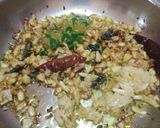 A picture of step 2 of Patle Aloo ki sabji.