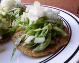 Foto del paso 6 de la receta: Arepas🌽🍘 con salsa verde🌶 picante y queso🧀...🤔😊😋