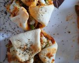 डोमिनोज़ स्टाईल जिन्गी पार्सल (dominos style zingy parcel recipe in Hindi) रेसिपी चरण 5 फोटो