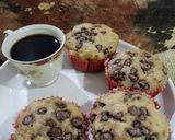 A picture of step 9 of Banana Chocolate Muffins.