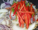 Foto del paso 3 de la receta: Lomo de bacalao con tomate y verduras