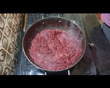A picture of step 8 of Beetroot halwa.