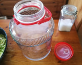 Foto del paso 4 de la receta: Col rizada fermentada con jengibre y anís
