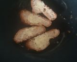 รูปขั้นตอนการทำที่ 2 ของ ไข่คนใบอ่อมแซ่บ Chinese Violets Scrambled eggs on Toast