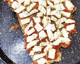 Foto del paso 5 de la receta: Matambre a la pizza (al horno), papás españolas y ensalada