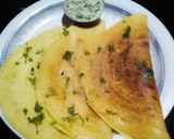 A picture of step 3 of Moong dal chilla.