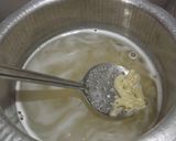 A picture of step 1 of White sauce pasta.