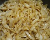 Foto langkah ke 3 dari resep Kwetiau Ayam Bakso Simple.