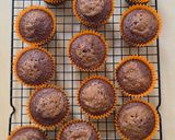 Foto del paso 5 de la receta: Magdalenas de chocolate 🧁 Muffins de cacao amargo y vainilla 🧁Panquecitos sin balanza y muy fáciles
