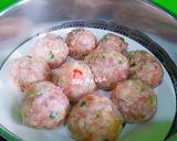 Hình bước làm 4 của món Xíu mại bọc trứng cút