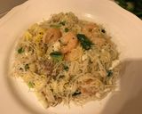 A picture of step 6 of Pork & Shrimps with Egg Rice Noodles.