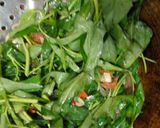 Foto langkah ke 3 dari resep Tumis kangkung.