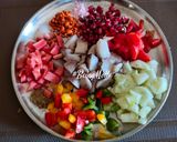 A picture of step 1 of Waterchestnuts Veggies Salad.