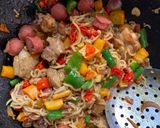 A picture of step 12 of Stir fry noodles 🍜 😋.
