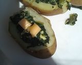 Foto del paso 4 de la receta: Papas rellenas de acelga y queso