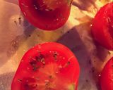 صورة لخطوة 2 من وصفة الطماطم المجففه 😋