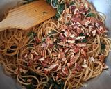 Foto del paso 6 de la receta: Espagueti con acelgas y nuez en una olla