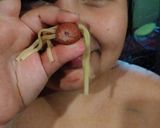Foto del paso 3 de la receta: Bigotes de gato, para chicos