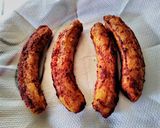 A picture of step 4 of Spiced fried semi ripe banana's #breakfastideas.