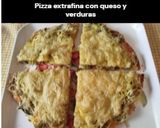 Foto del paso 12 de la receta: Pizza extrafina con queso y verduras