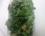 A picture of step 3 of Mutton spinach fenugreek potato.
