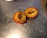 Une image de l'étape 2 de Compote de pommes, prunes,banane et vanille.