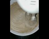 A picture of step 3 of Chocolate mousse parfait.