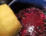 Une image de l'étape 4 de Panna cotta au lait d'amande et coulis de fruits rouges.