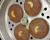 A picture of step 3 of Ragi Idli.