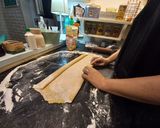 Foto del paso 6 de la receta: Cintas cortadas a cuchillo con salsa caprese reversionada