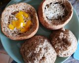 Tojásos-sajtos zsemle sütőben recept fázis 3 fotója